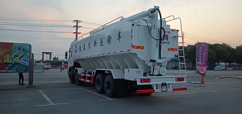 �|�L(f��ng)����ǰ�ĺ��40��ɢ�b����\(y��n)ݔ܇(ch��)